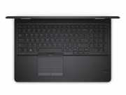 Dell Latitude E5550 notebook 15.6 FHD matt i5-5300U 8GB 128GB SSD HD5500 Linux